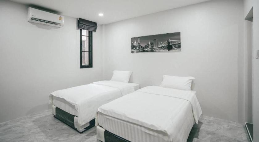 Hotel Sky's House