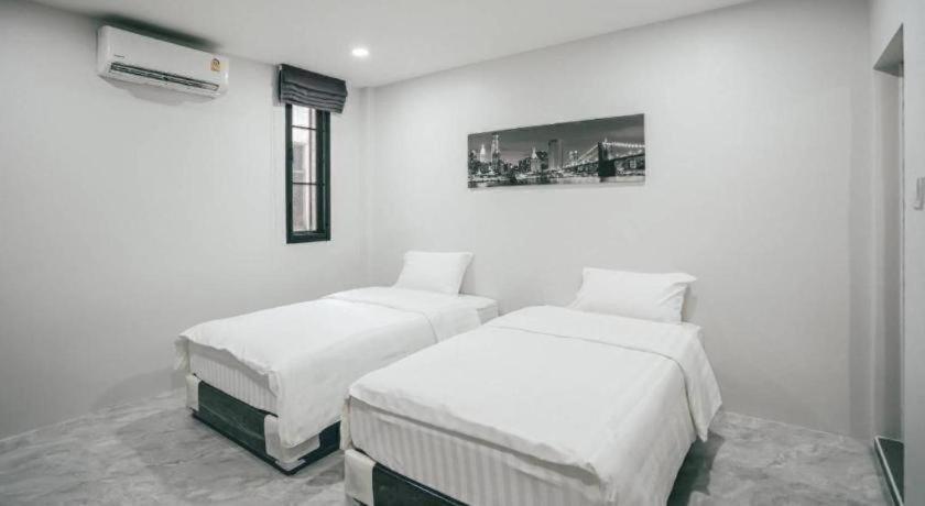 Hotel Sky's House